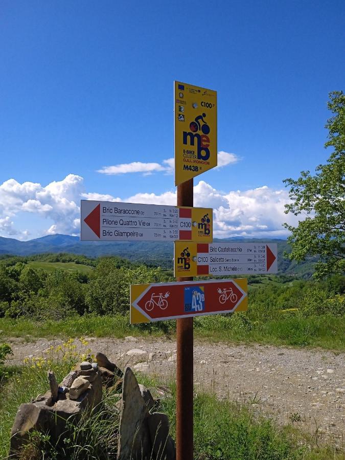 Cascina Boschetto Bed & Breakfast Saliceto Екстериор снимка